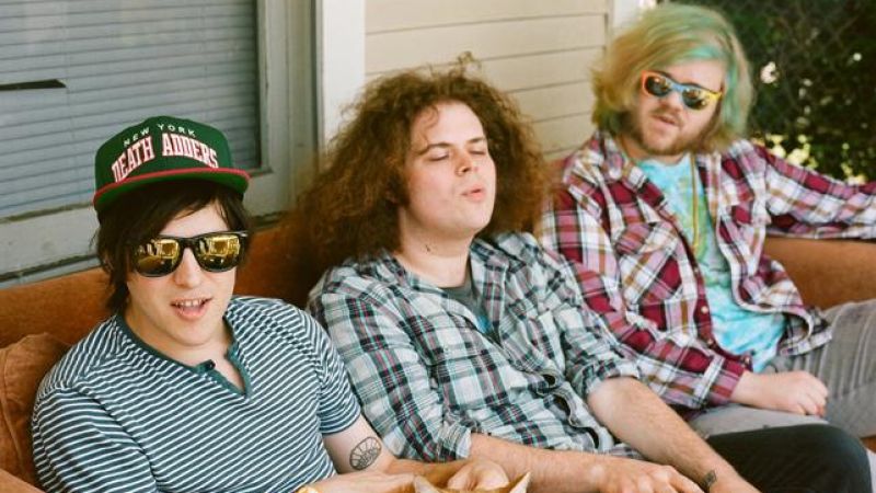 Wavves Sideshows Announced