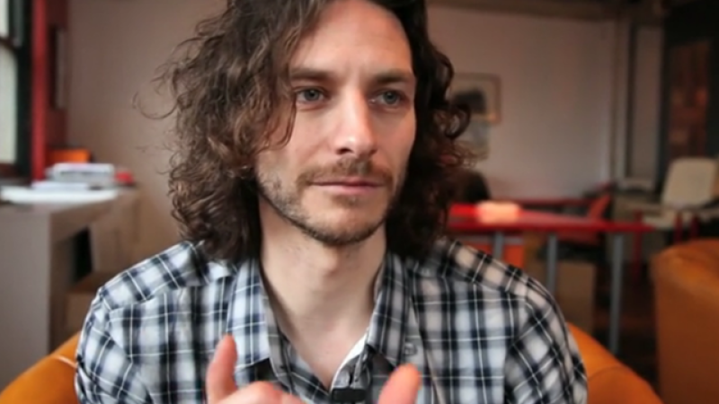 Watch Gotye Dissect “Somebody That I Used To Know”