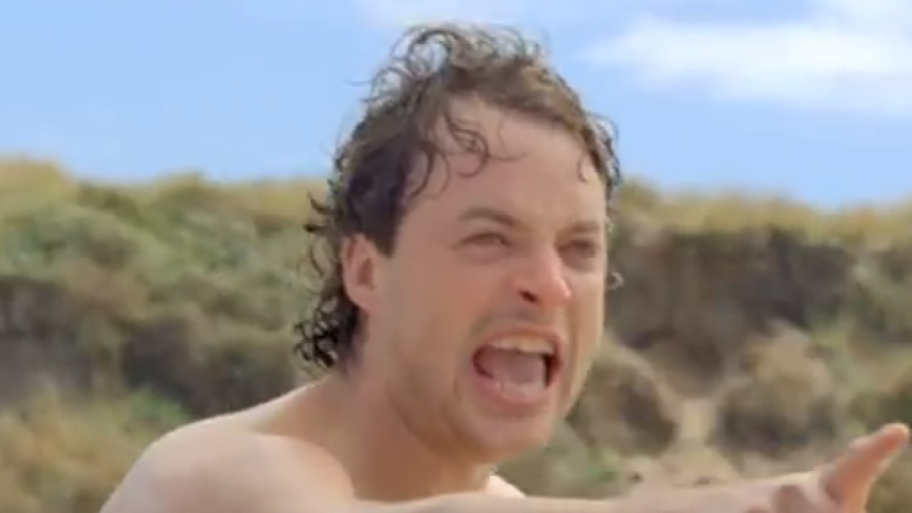 Watch Hamish Blake And Bret McKenzie Dispose of Bodies In “Two Little Boys”