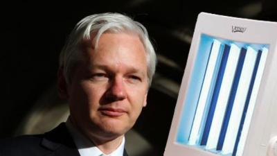 Julian Assange: Honorary Aboriginal Passport Holder, Sunlamp Enthusiast