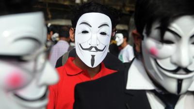 Anonymous Breaks Up With Wikileaks Over Assange’s Ego