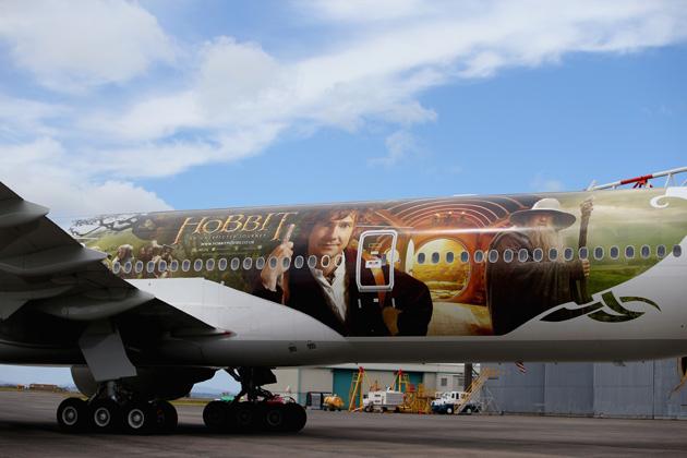 Hobbit Boeing 777, Post-Production Featurette Will Dwarf Your Deadlines