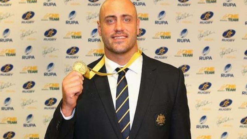 Evergreen Nathan Sharpe Claims His Second John Eales Medal
