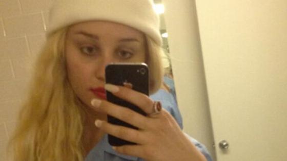 Perez Hilton Is Trolling Amanda Bynes For Her Own Good