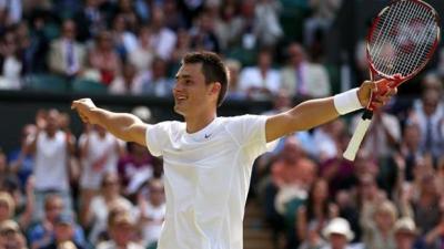 Bernard Tomic and Invisible Dad Progress To 4th Round; Sam Stosur Exits Wimbledon