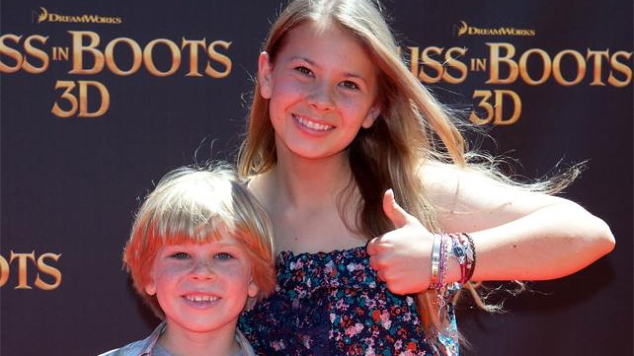 Despite Rumours To The Contrary, Bindi Irwin Is Not Dead, Very Much Alive ‘n Kickin’