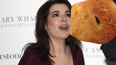 Nigella ‘Should Make A Stand on Domestic Violence’, Not Buttered Bagels