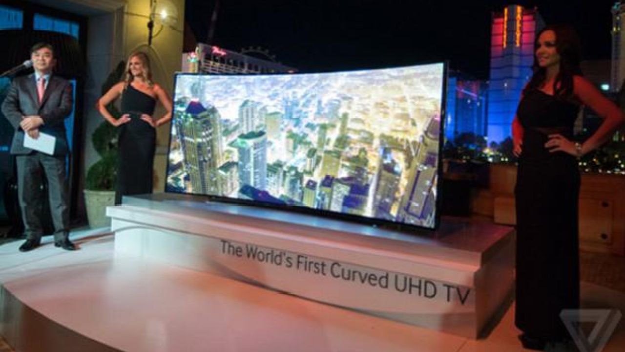 Samsung Unveils Bendy TV; Could Effect Couch Placement