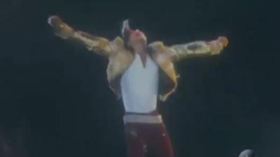 Michael Jackson Receives The Tupac Treatment, ‘Performs’ At Billboard Music Awards