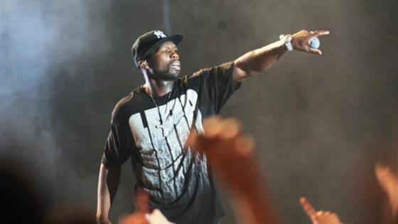 50 Cent’s Entourage Robbed A Dude Onstage While 50 Cent Was Performing