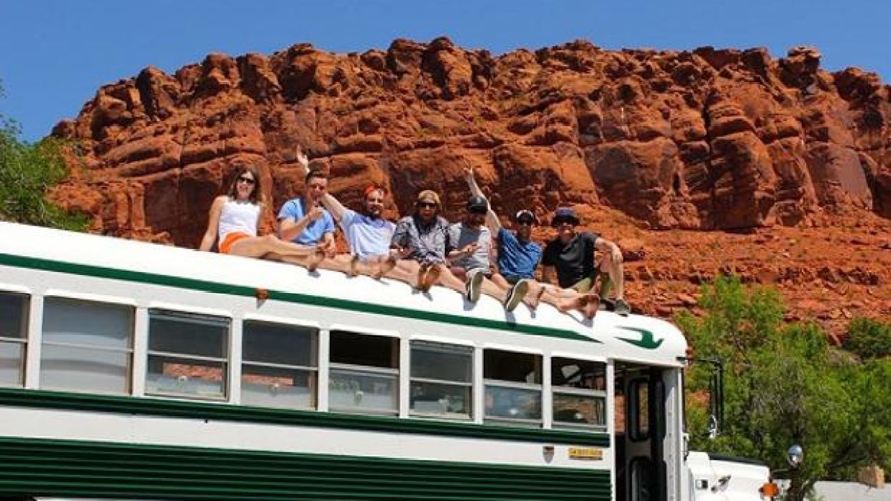 Six Young Aussies Quit Their Jobs, Bought an Old Bus and did the U.S. Road Trip of a Lifetime