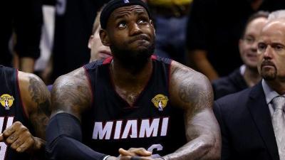 The Internet Reacts to LeBron James’s Cleveland Bombshell