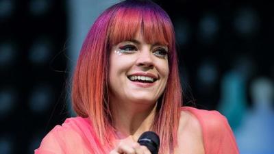 The Federal Police are Not Thrilled About Lily Allen’s Twitter Prank