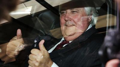 Political Chaos As Palmer United Party Votes Down Carbon Tax Repeal