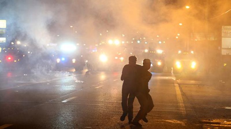 Police Have Fired Teargas At Media, Children Without Warning In Ferguson
