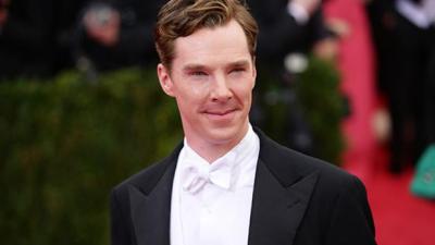 Benedict Cumberbatch’s Drunken GQ Award Acceptance Speech Is Hilariously Beautiful