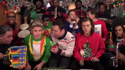 One Direction Sings Xmas Tune With Fallon And The Roots