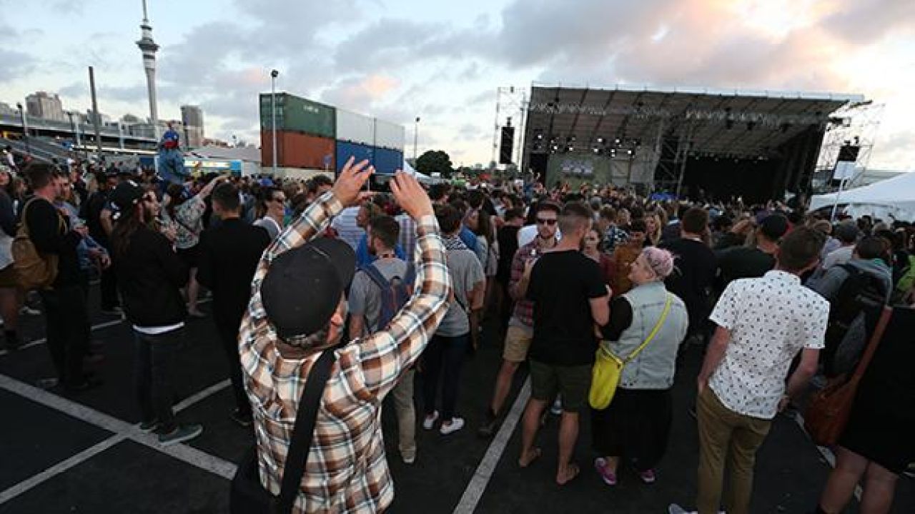 Here’s How You Can Get The Most Out Of Laneway Festival 2015