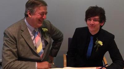 Stephen Fry Gets Hitched In Low Key, Adorable Ceremony