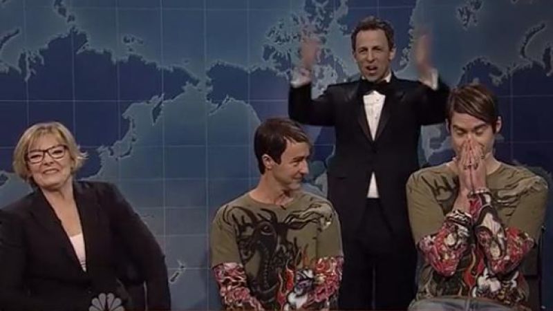 SNL 40 Brought Tina Fey & Amy Poehler (And Stefon!) Back For ‘Weekend Update’
