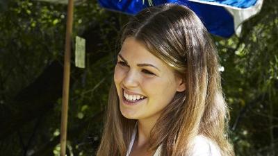 Belle Gibson’s Whole Pantry App Pulled From Sale Amid Fraud Claims
