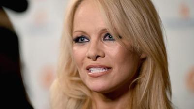 Pamela Anderson Declares Open Season On Foie Gras, Pushes France For Ban