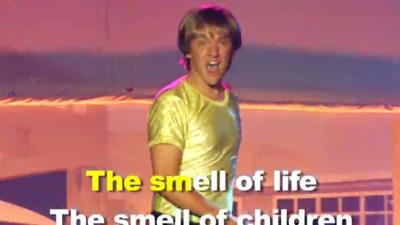 Chris Lilley Drops Taster For The ‘Mr G Summer Heights High Singalong’