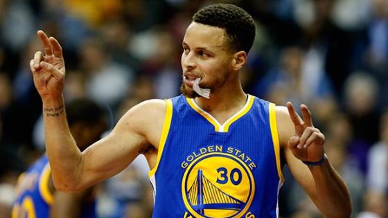 Steph Curry Is Not Human, Drops Beastly Amount Of Threes On Hapless Wizards