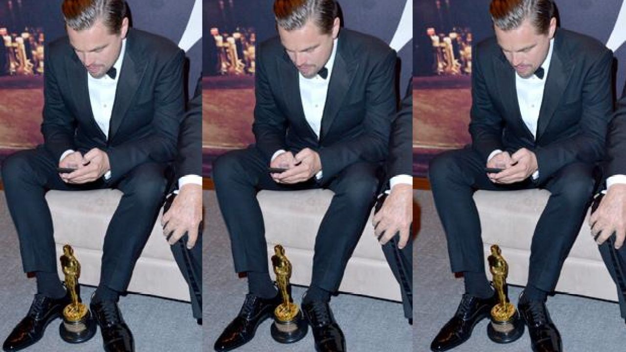 Leo Got So Munt-Daddy Post-Oscars, He Left His Fkn Statue At A Restaurant
