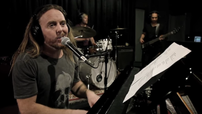 Tim Minchin Continues Pell Hate Campaign With 2nd Tribute To Survivors