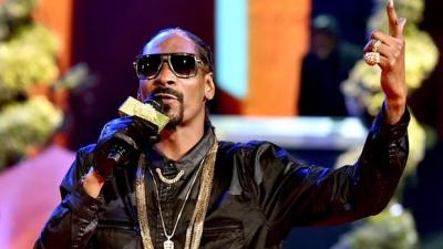 Snoop Dogg Wrestles With Success, Will Be Inducted Into WWE Hall Of Fame