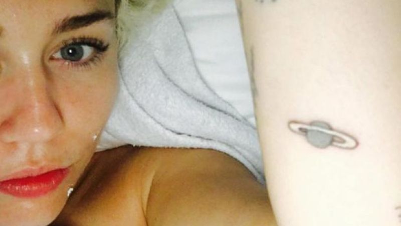 Miley Cyrus Just Got A New Tattoo Of Jupiter, Except It’s Actually Saturn