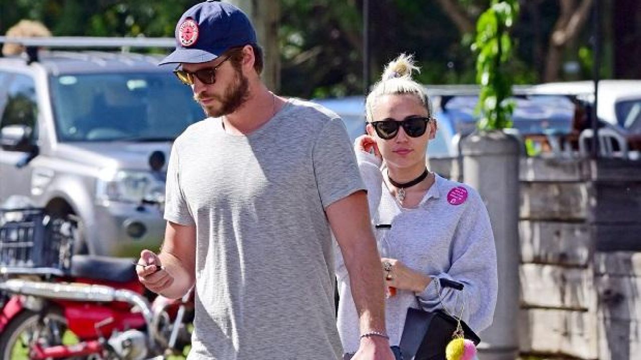 Miley Cyrus Reveals Her House Burned Down After Liam Hemsworth Made It Out