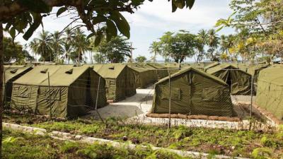 700+ Refugees Launch Legal Action Against Oz Over Manus Island Detention