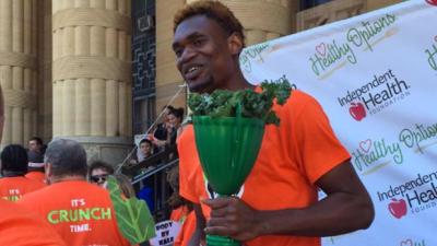 It’s 2016, And The World’s First Kale-Eating Competition Has Been Won