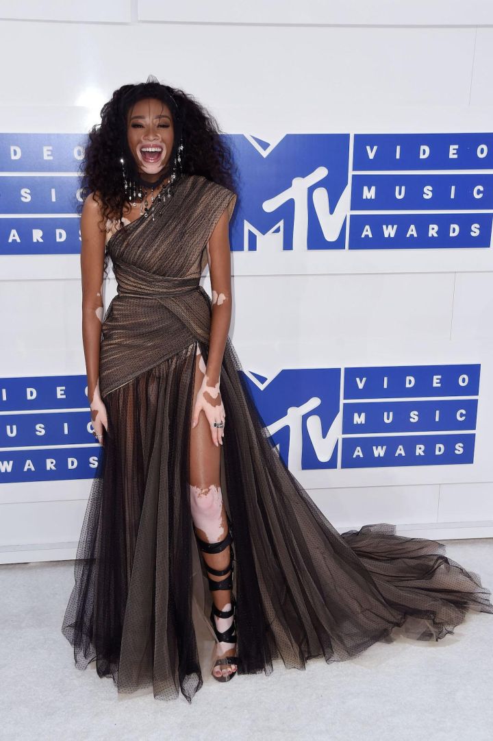 All The Farshun Highs & Lows From The 2016 MTV VMAs White Carpet