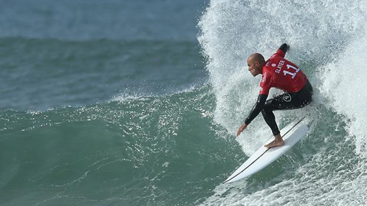 WATCH: Kelly Slater’s 44-Year-Old Butt Just Surfed A Perfect Heat In Tahiti