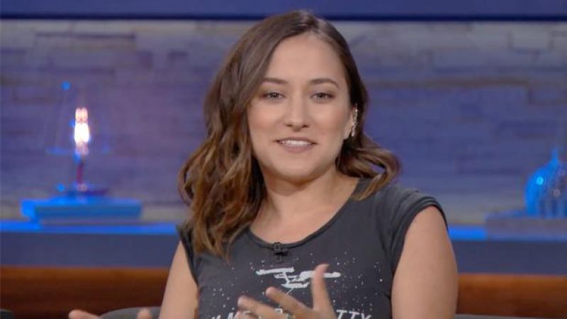 WATCH: Zelda Williams Explains How She Coped With The Death Of Her Father