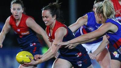 AFL Boss Defends Low Pay For Women Because The New League Is A “Start-Up”