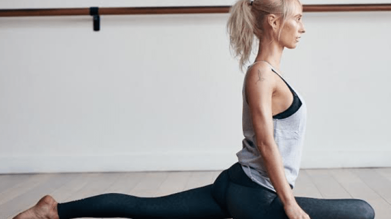 Aussie Yogi Spells Out Her 5 Fave Post-Run Poses To Relax Ya Extremities