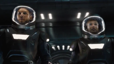 WATCH: Chris Pratt & J-Law Find Love In Space In First Look At ‘Passengers’