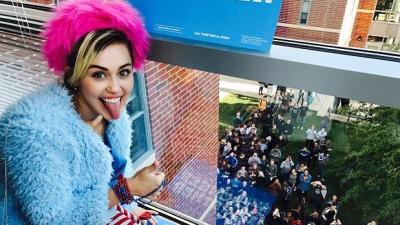 Miley Hit A US College Campus Like A  Wrecking Ball To Campaign For Hillary