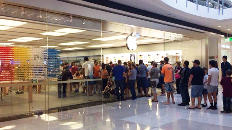 WELP: 4 QLD Apple Store Staff Sacked For Sharing Customers’ Intimate Pics