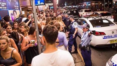 Police Shut Down Hot Dub Time Machine Show, Ejected Teens Riot Outside
