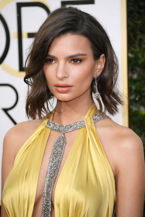 Emily Ratajkowski Sets Fire To The Globes Red Carpet With New Short ‘Do