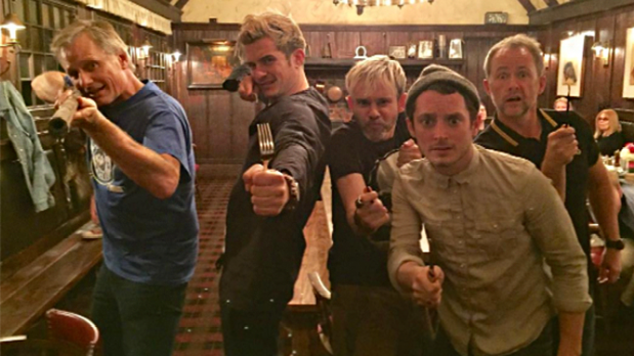 The ‘Lord Of The Rings’ Cast All Hung Out Bc The One Ring Still Binds Them