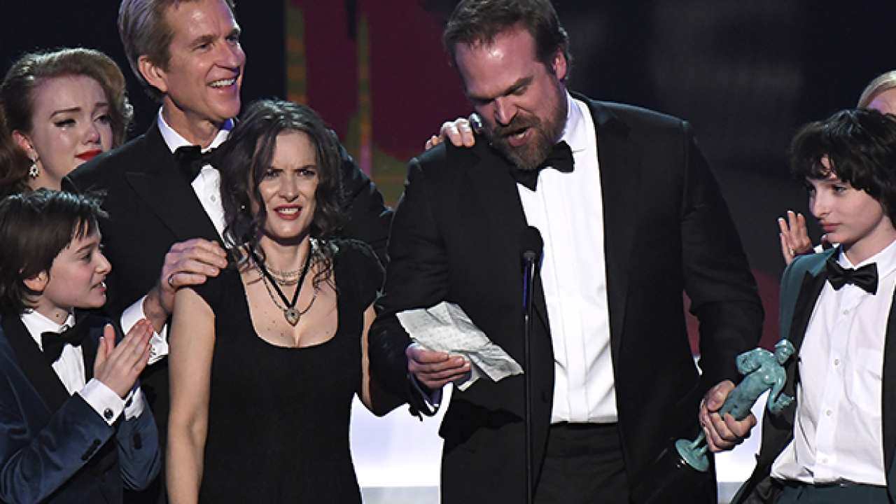 There’s A V. Good Explanation For Winona’s Fabulously Weird SAG Award Faces