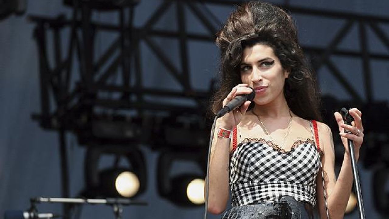 A Huge Amy Winehouse Retrospective Exhibit Will Hit Melbourne In October