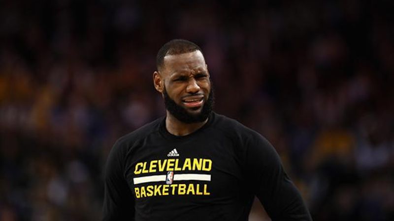 WATCH: LeBron James Sinks Clutch 3 So Ridiculous It Should Be Outlawed