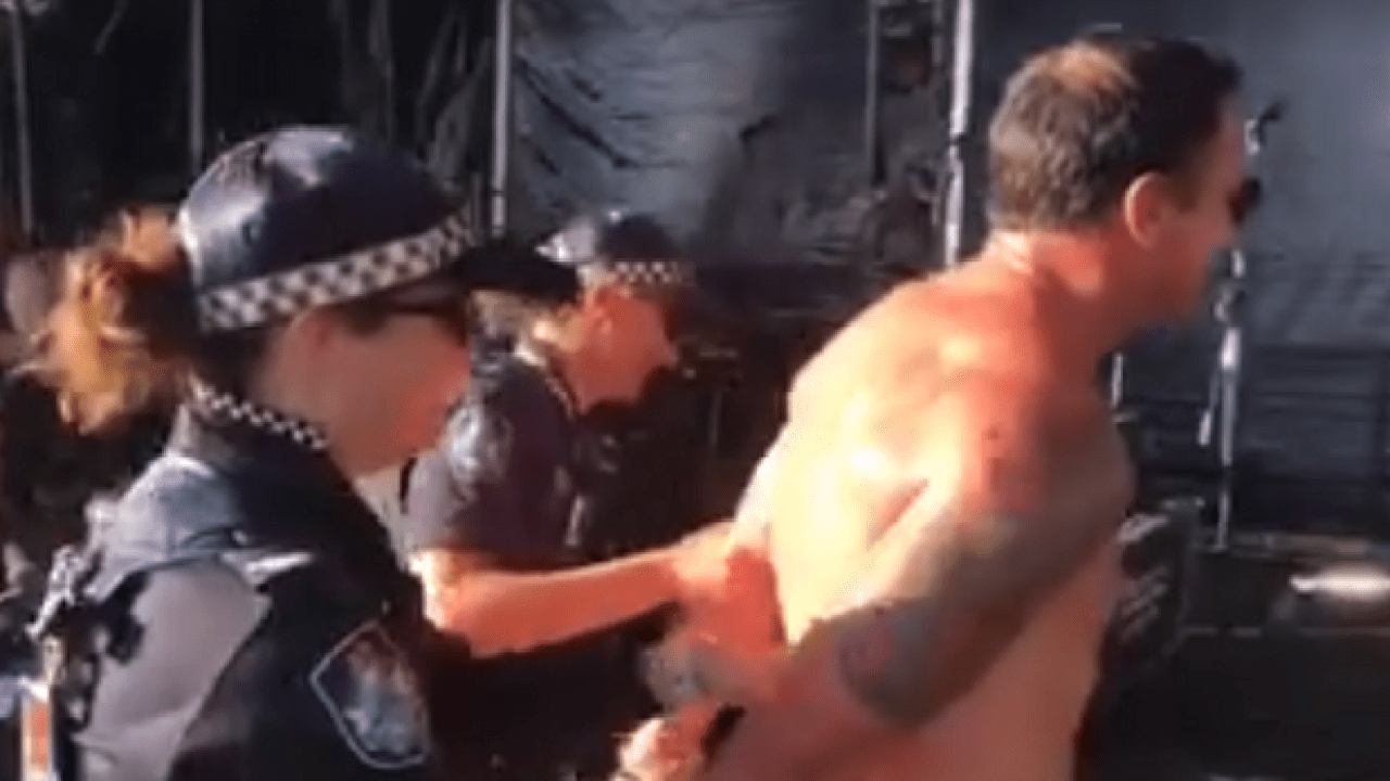WATCH: Pisstake Master Shannon Noll Just Had The Cops Escort Him Offstage